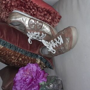 🌺TORY BURCH LACE UP Flats